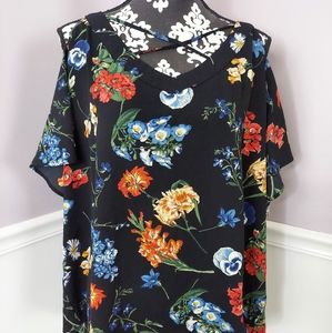 Flower & Feather Floral top